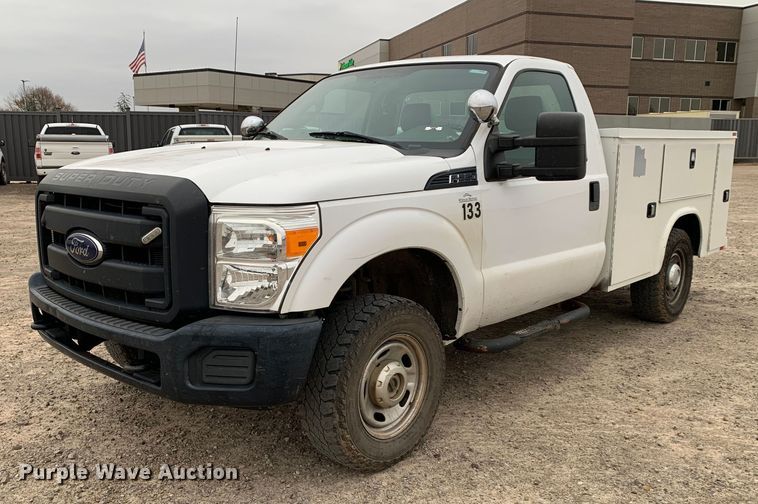 image for item DP8779 2016 Ford F250 Super Duty  utility bed pickup truck