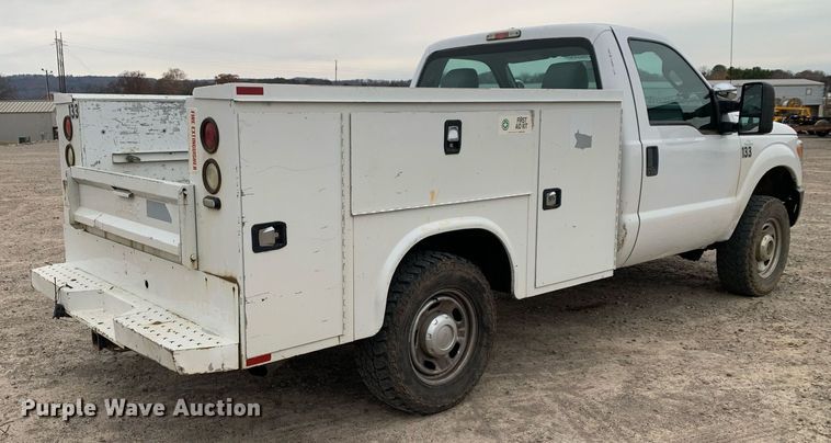 image for item DP8779 2016 Ford F250 Super Duty  utility bed pickup truck