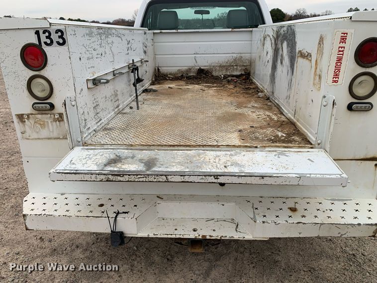 image for item DP8779 2016 Ford F250 Super Duty  utility bed pickup truck