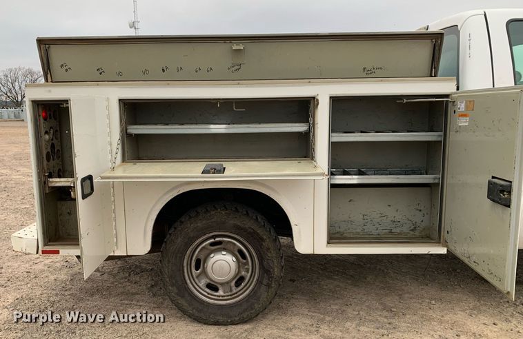 image for item DP8779 2016 Ford F250 Super Duty  utility bed pickup truck