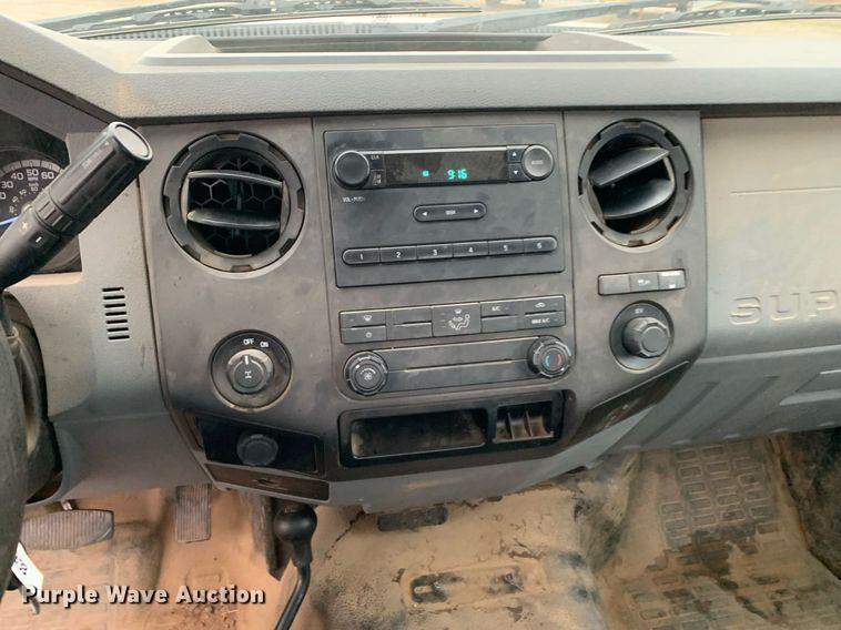 image for item DP8779 2016 Ford F250 Super Duty  utility bed pickup truck