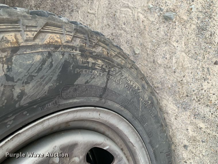 image for item DP8779 2016 Ford F250 Super Duty  utility bed pickup truck