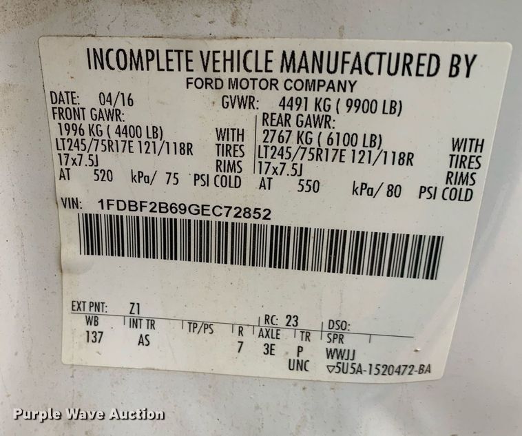 image for item DP8779 2016 Ford F250 Super Duty  utility bed pickup truck