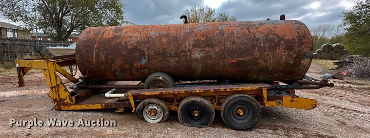 image for item DQ1527 Equipment trailer