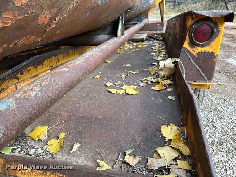 image for item DQ1527 Equipment trailer