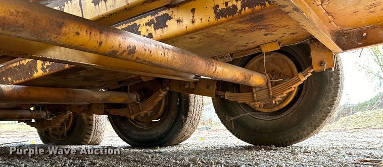 image for item DQ1527 Equipment trailer