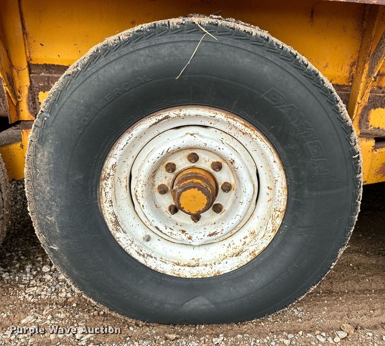 image for item DQ1527 Equipment trailer