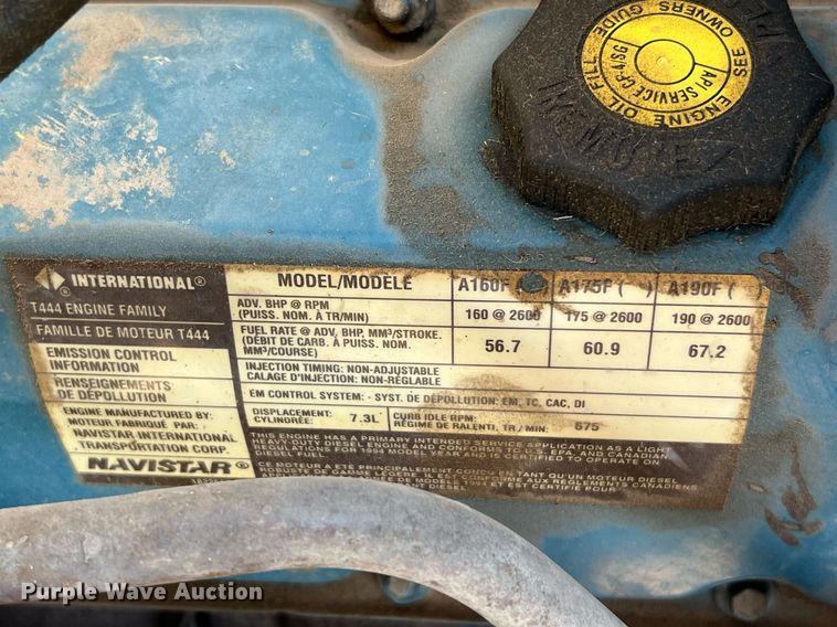 image for item DQ2197 1995 International 4700  utility / service truck