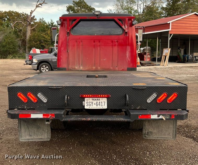 image for item DQ2314 1996 International 4900  Crew Cab flatbed truck