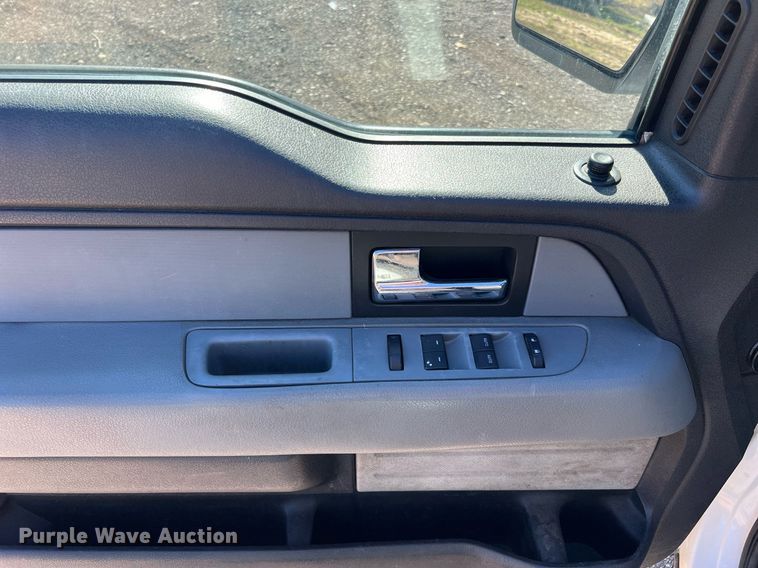 image for item DQ2327 2013 Ford F150  SuperCab pickup truck