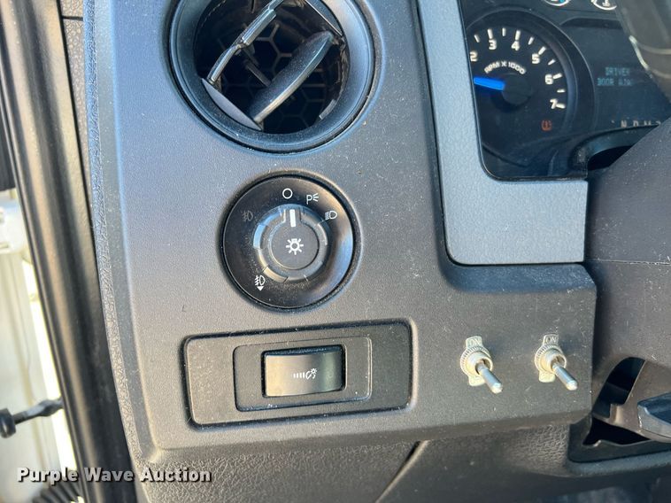 image for item DQ2327 2013 Ford F150  SuperCab pickup truck