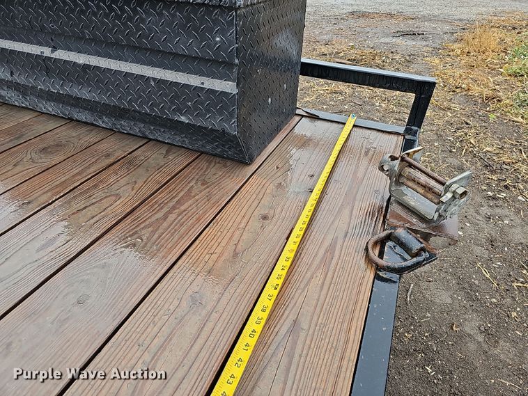 image for item DQ8493 2016 Load Trail TD8122073  equipment trailer