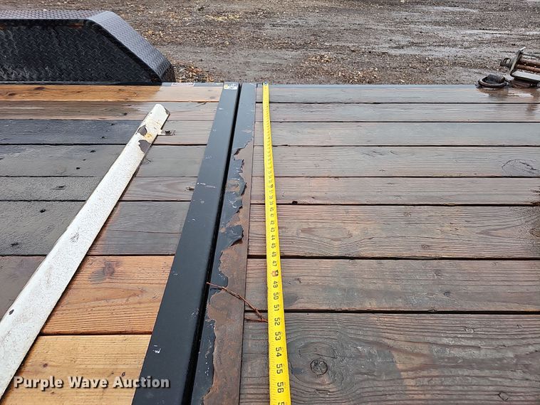 image for item DQ8493 2016 Load Trail TD8122073  equipment trailer