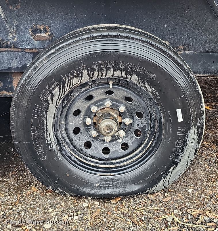 image for item DQ8493 2016 Load Trail TD8122073  equipment trailer