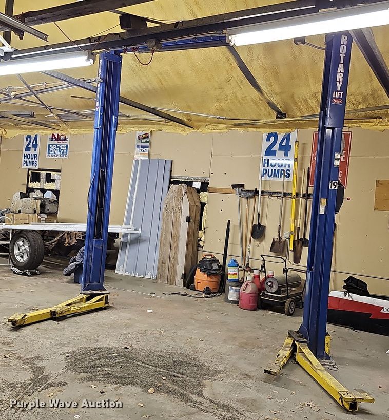 image for item DQ8507 Rotary SP0A9-200  two post automotive lift