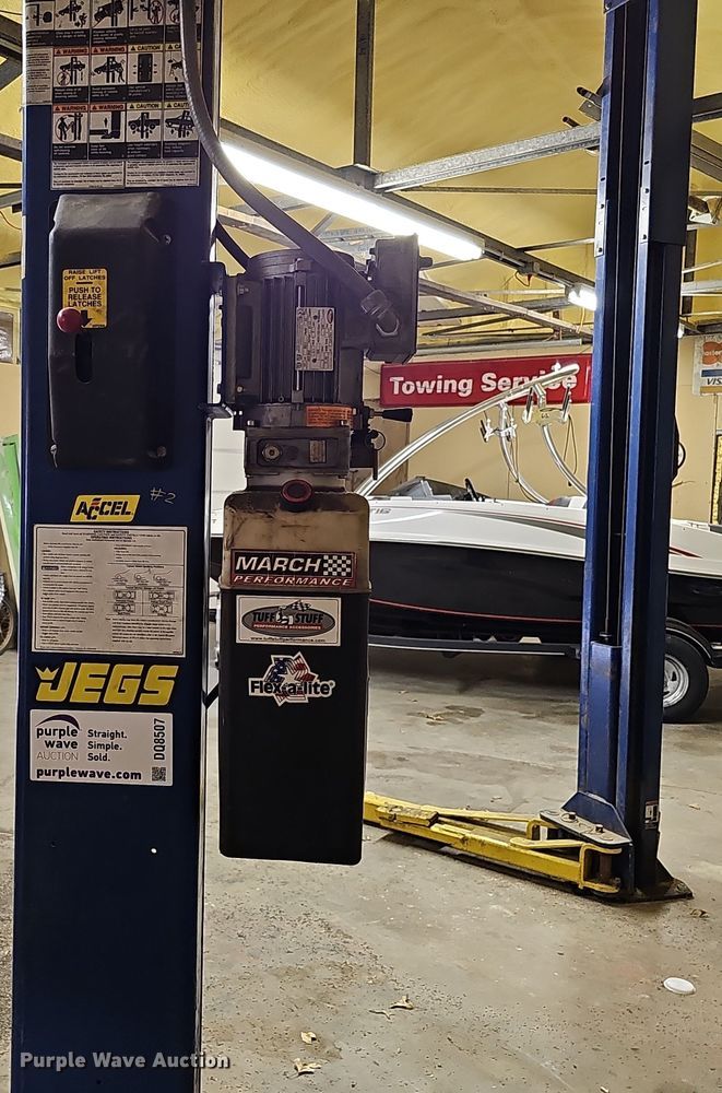 image for item DQ8507 Rotary SP0A9-200  two post automotive lift