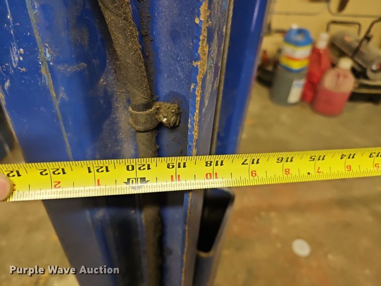 image for item DQ8507 Rotary SP0A9-200  two post automotive lift