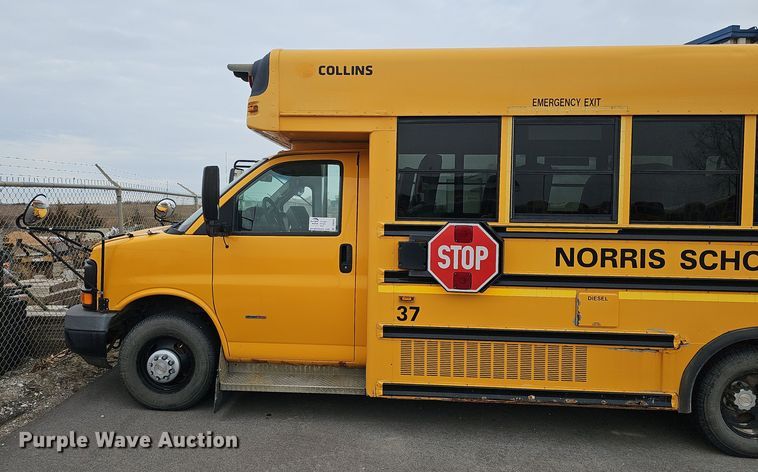 image for item DQ8550 2009 Chevrolet CG33803  school bus