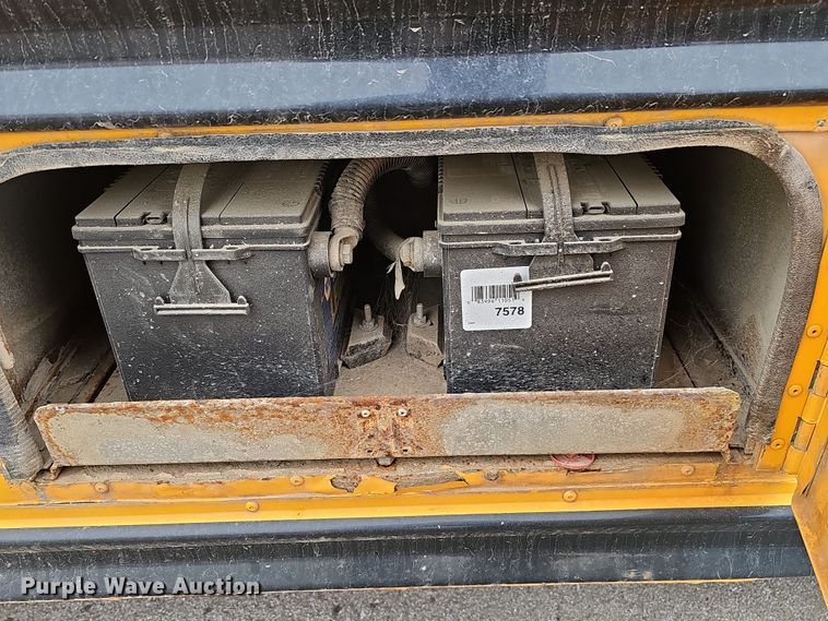 image for item DQ8550 2009 Chevrolet CG33803  school bus