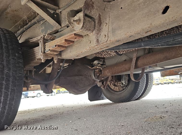 image for item DQ8550 2009 Chevrolet CG33803  school bus