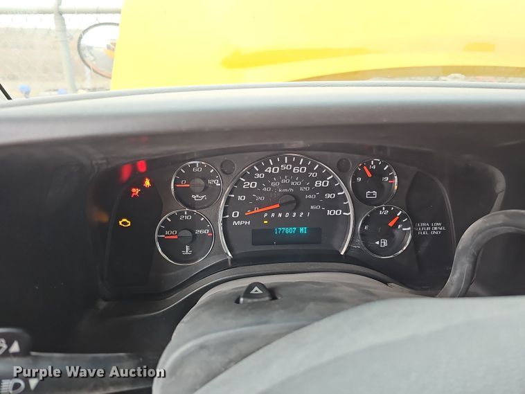 image for item DQ8550 2009 Chevrolet CG33803  school bus