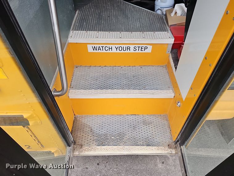 image for item DQ8550 2009 Chevrolet CG33803  school bus