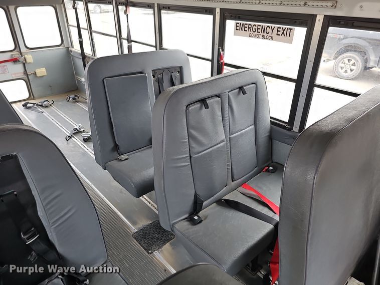 image for item DQ8550 2009 Chevrolet CG33803  school bus