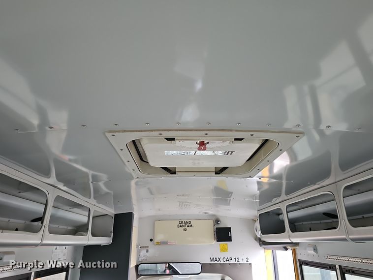 image for item DQ8550 2009 Chevrolet CG33803  school bus