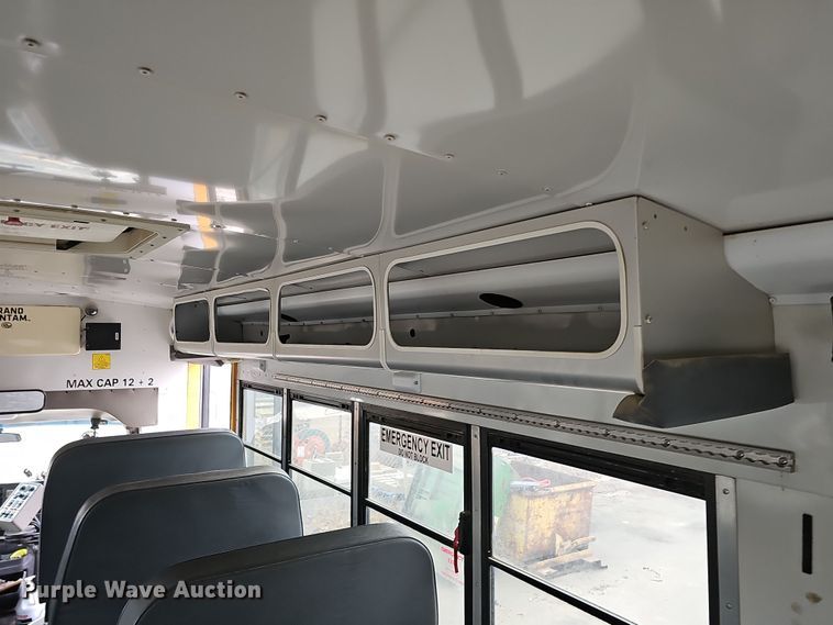 image for item DQ8550 2009 Chevrolet CG33803  school bus