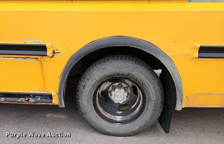 image for item DQ8550 2009 Chevrolet CG33803  school bus