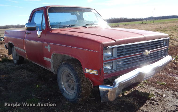 image for item DR5907 1984 Chevrolet C10  pickup truck