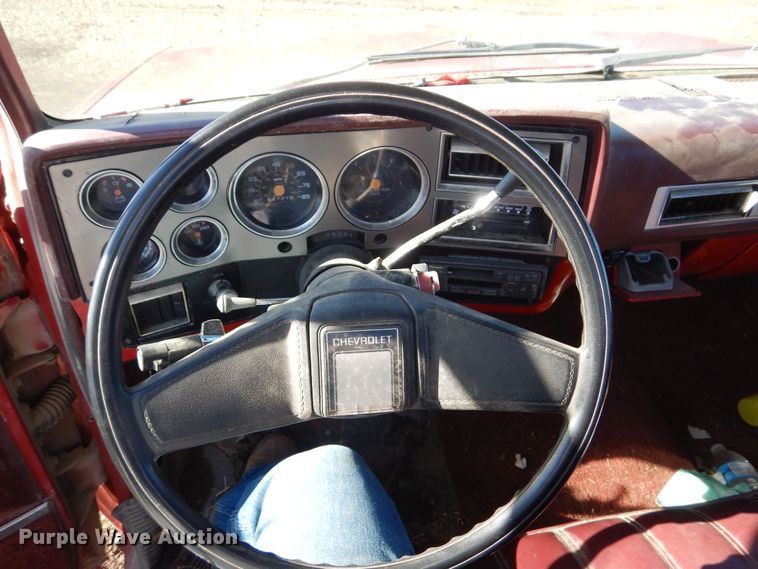 image for item DR5907 1984 Chevrolet C10  pickup truck
