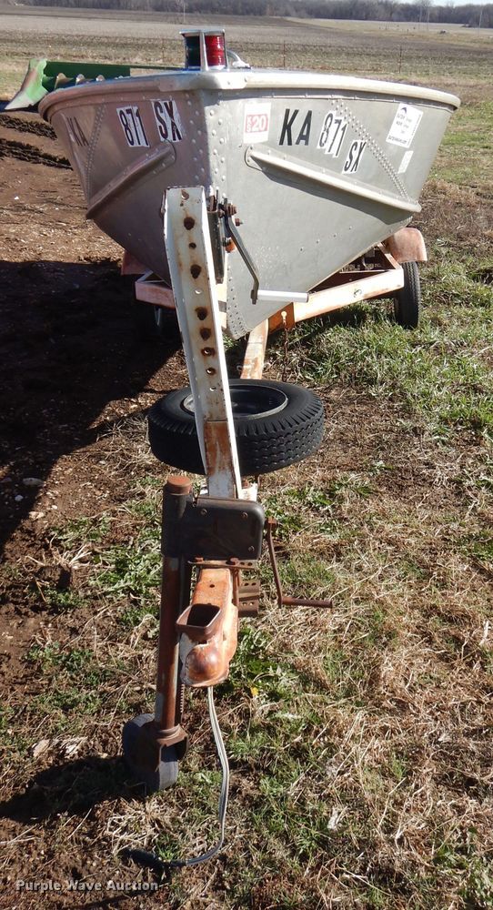 image for item DR5908 1968  boat