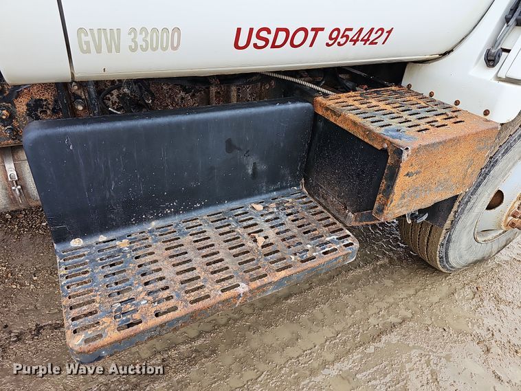 image for item DR5912 2002 Chevrolet C7500  propane delivery truck