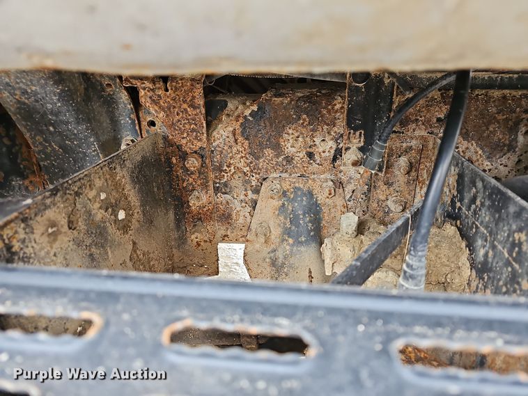 image for item DR5912 2002 Chevrolet C7500  propane delivery truck