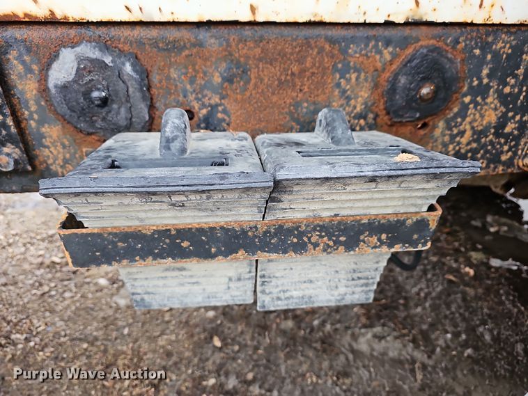 image for item DR5912 2002 Chevrolet C7500  propane delivery truck