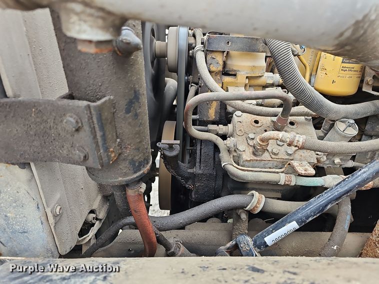 image for item DR5912 2002 Chevrolet C7500  propane delivery truck