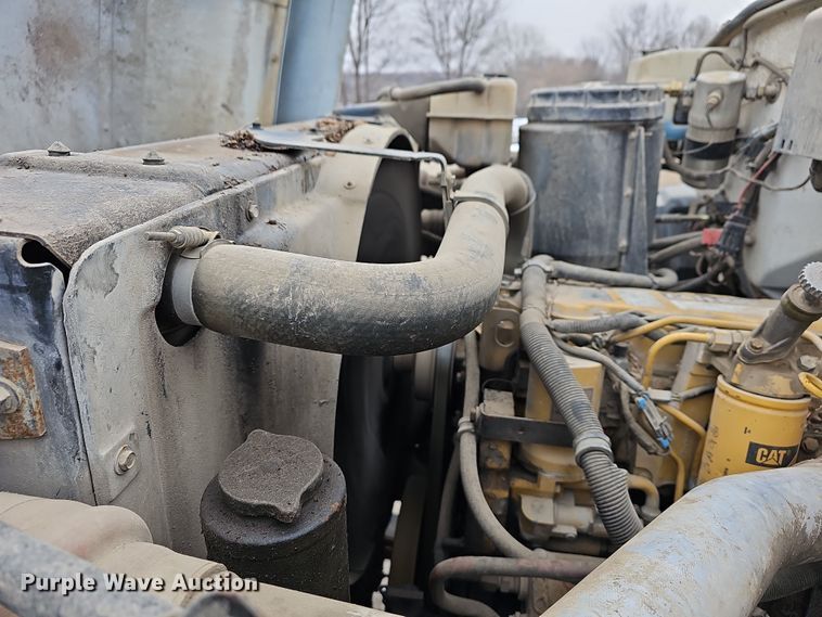 image for item DR5912 2002 Chevrolet C7500  propane delivery truck