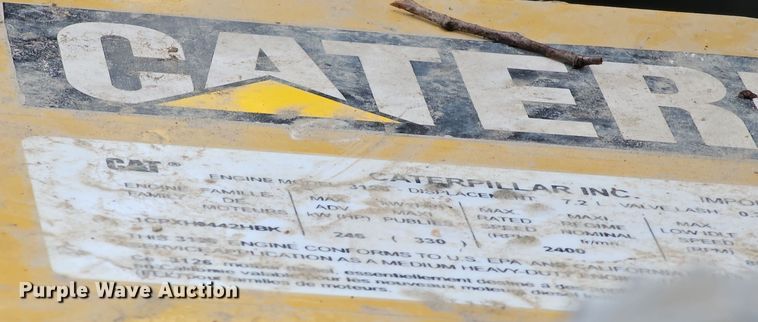 image for item DR5912 2002 Chevrolet C7500  propane delivery truck