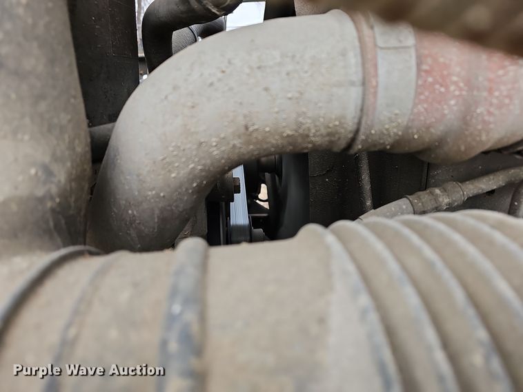 image for item DR5912 2002 Chevrolet C7500  propane delivery truck