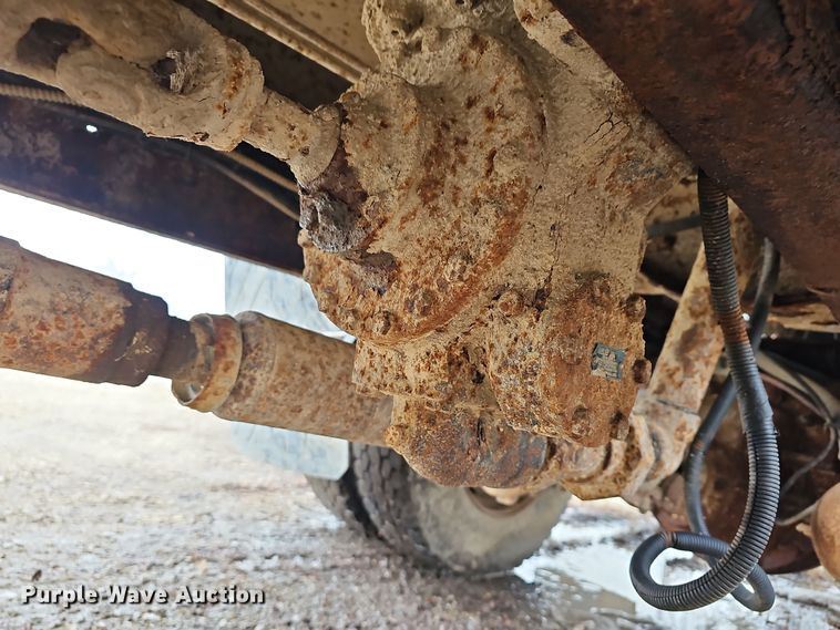 image for item DR5912 2002 Chevrolet C7500  propane delivery truck