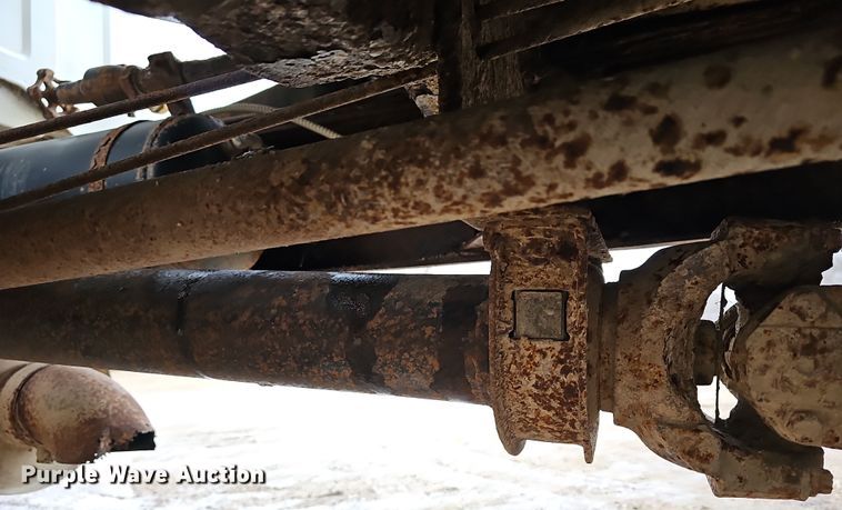 image for item DR5912 2002 Chevrolet C7500  propane delivery truck