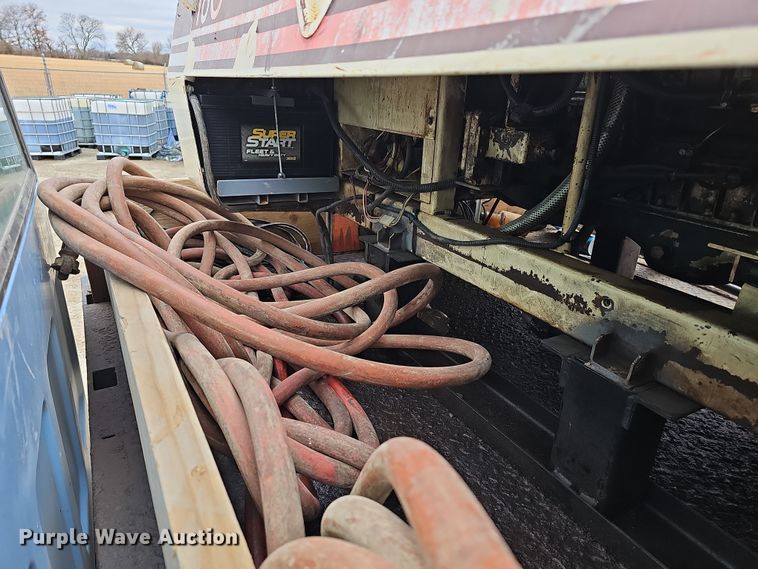 image for item DR5920 1989 Chevrolet 3500  flatbed pickup truck