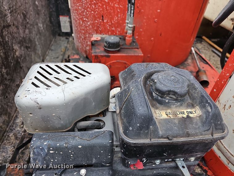 image for item DR5920 1989 Chevrolet 3500  flatbed pickup truck