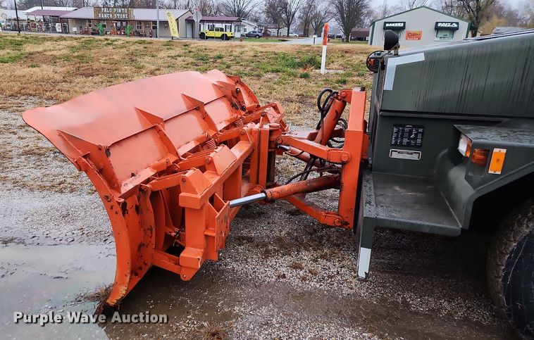 image for item DR7789 1999 Entwistle Company MB-4  tug