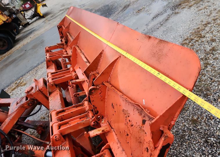 image for item DR7789 1999 Entwistle Company MB-4  tug