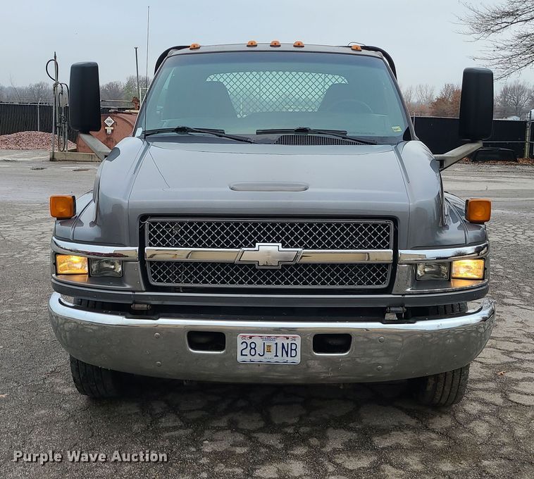 image for item DR7791 2006 Chevrolet C4500  flatbed truck