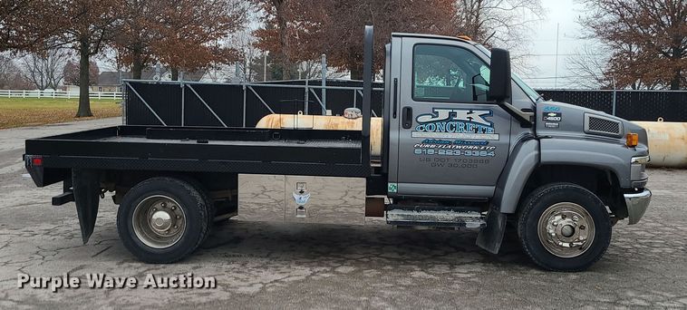 image for item DR7791 2006 Chevrolet C4500  flatbed truck
