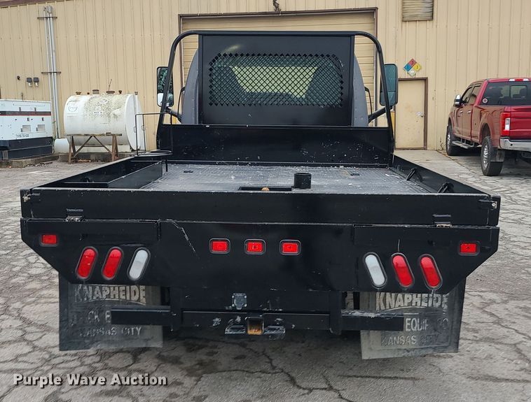 image for item DR7791 2006 Chevrolet C4500  flatbed truck