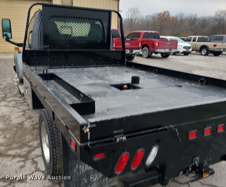 image for item DR7791 2006 Chevrolet C4500  flatbed truck